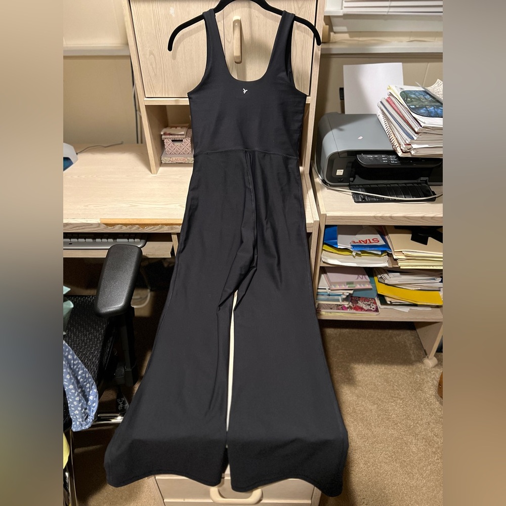 Old Navy Active Powersoft Flare Pant Jumpsuit - Picture 4 of 5